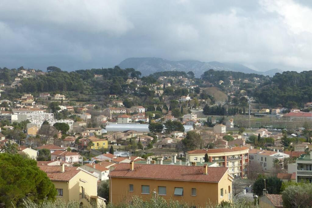 Vacances Ideales Limite Sanary Sur Mer !! Logement Partage Shared Accommodation Ollioules Exterior photo